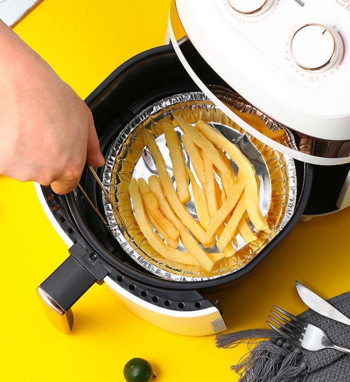 Hâm nóng nem rán bằng nồi chiên không dầu để giữ độ giòn