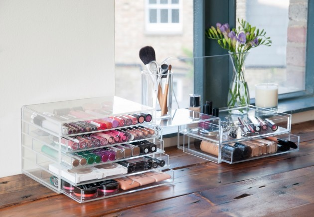 tuyet-chieu-bao-quan-my-pham-trong-tu-lanh-mini