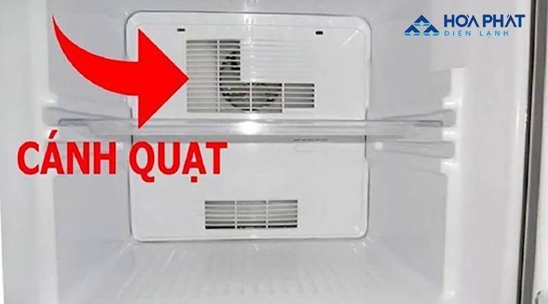 tủ lạnh mới đang hoạt động bình thường