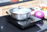 Bếp từ vào điện nhưng không nóng: Nguyên nhân và cách xử lý triệt để